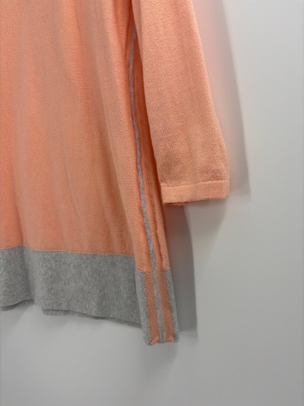 Lilly Pulitzer Dayna 3/4 Sleeve Sweater Peach Gray Coolmax Womens Medium Preppy - Picture 7 of 9